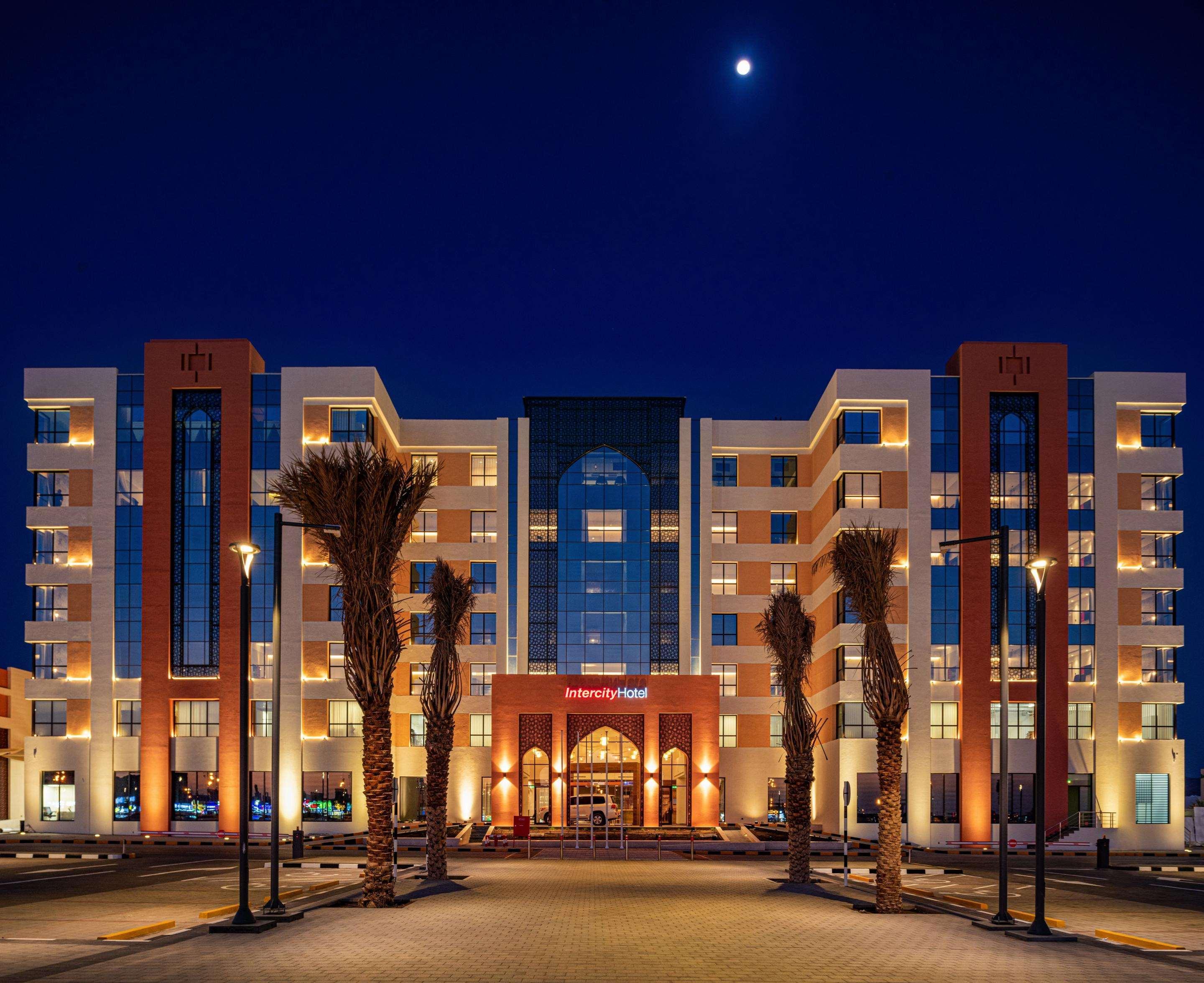 Intercityhotel 4*
