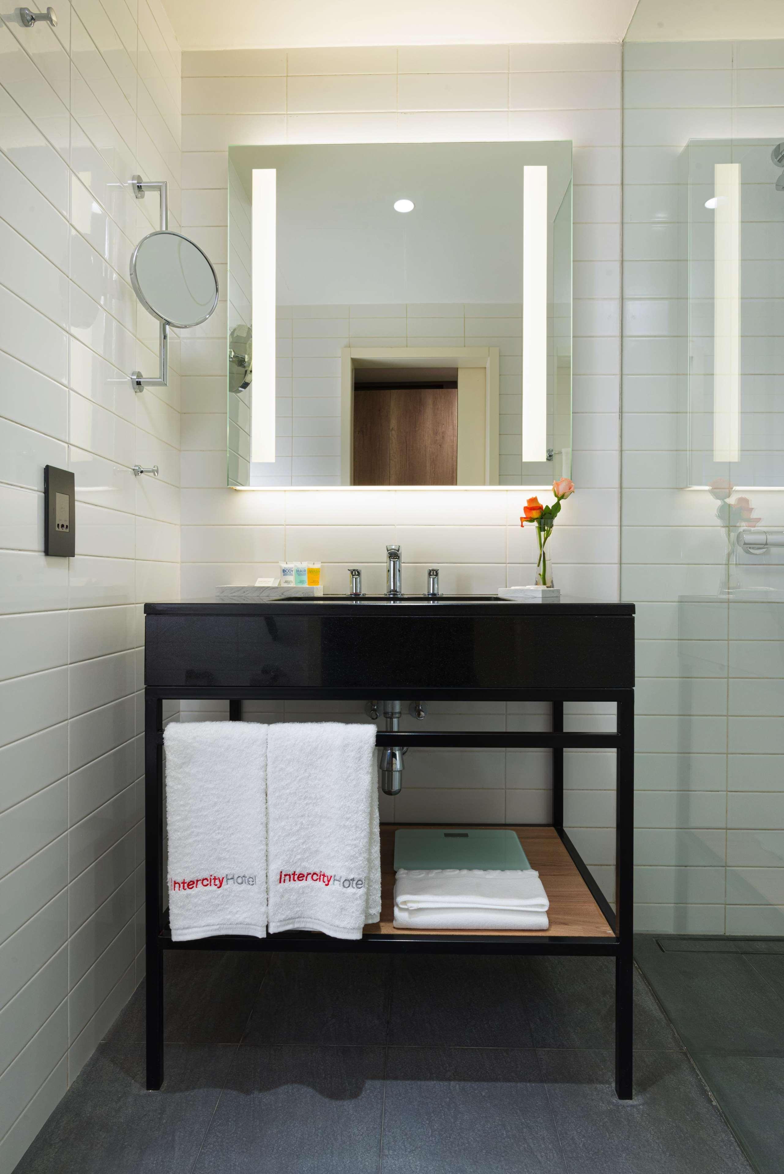 Hotel Intercityhotel 4*